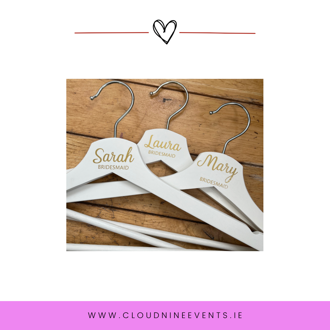 Hanger White & Black